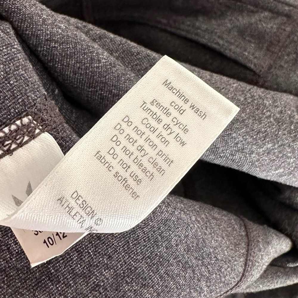 Athleta Kickbooty Boot Cut Flare Yoga Pants Medium Tall - Picture 13 of 15